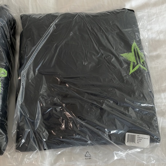 Jeffree Star Limited Edition Black Hoodie - Picture 6 of 6